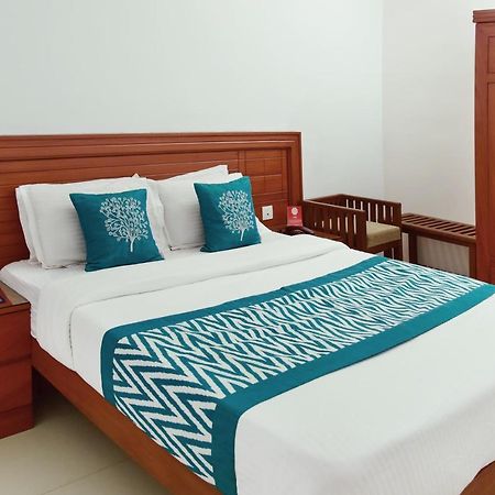 Oyo 9404 Hotel White Fort 玛纳多迪 外观 照片
