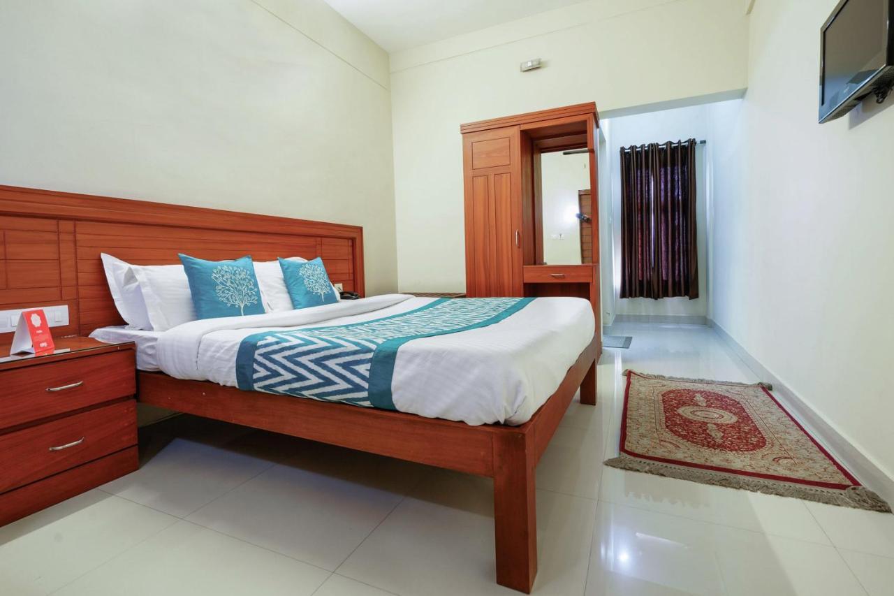 Oyo 9404 Hotel White Fort 玛纳多迪 外观 照片